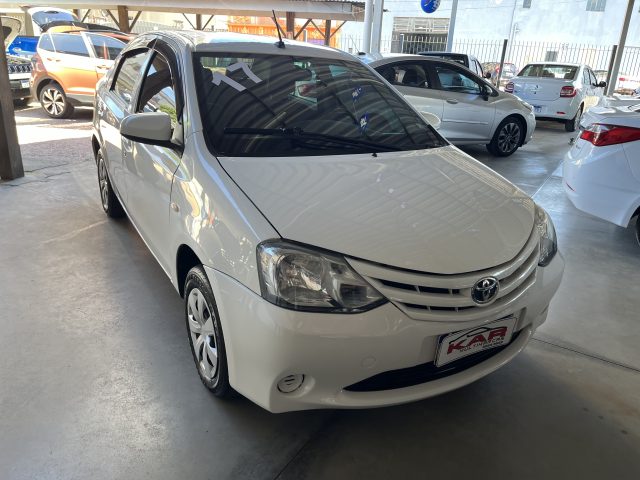 Etios sedan X