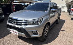 Hilux SRX