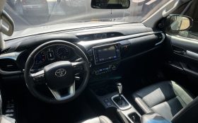 Hilux SRX