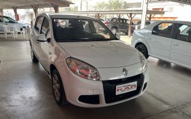 Sandero Expression