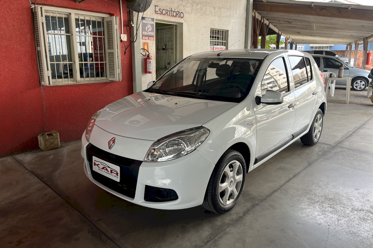 Sandero Expression
