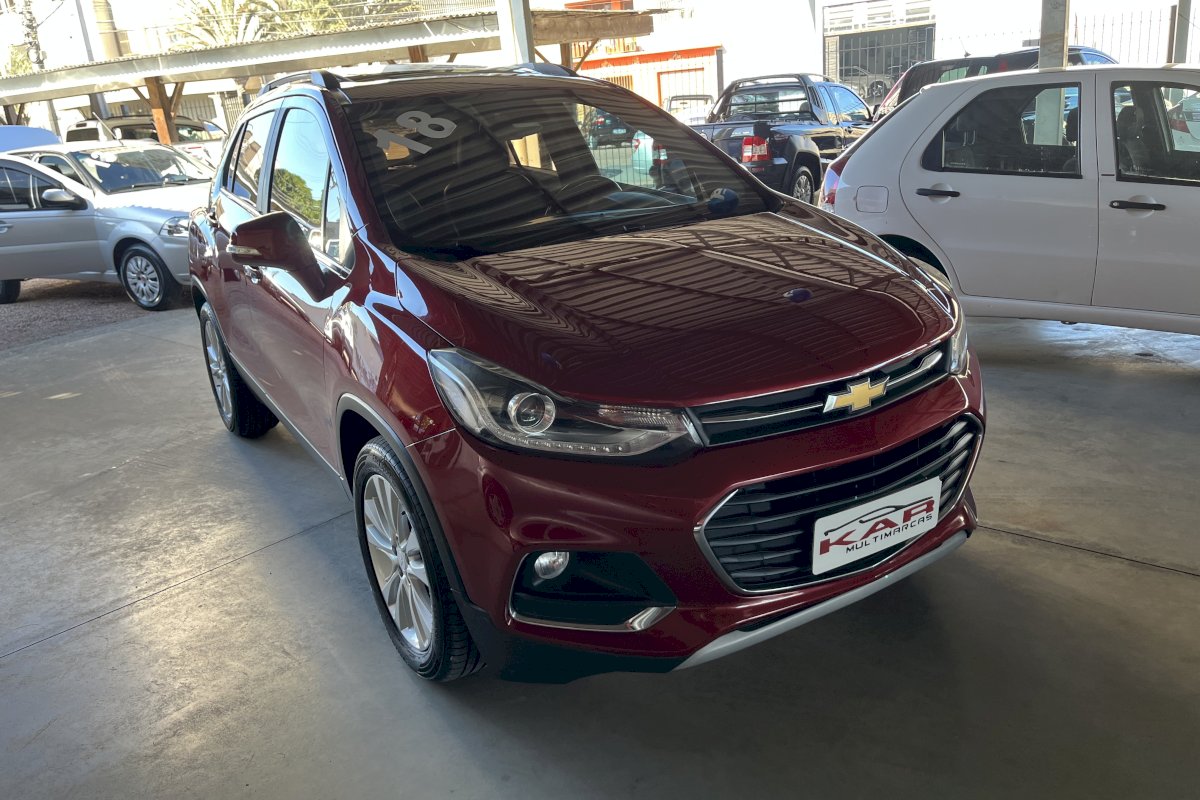 Tracker Premier