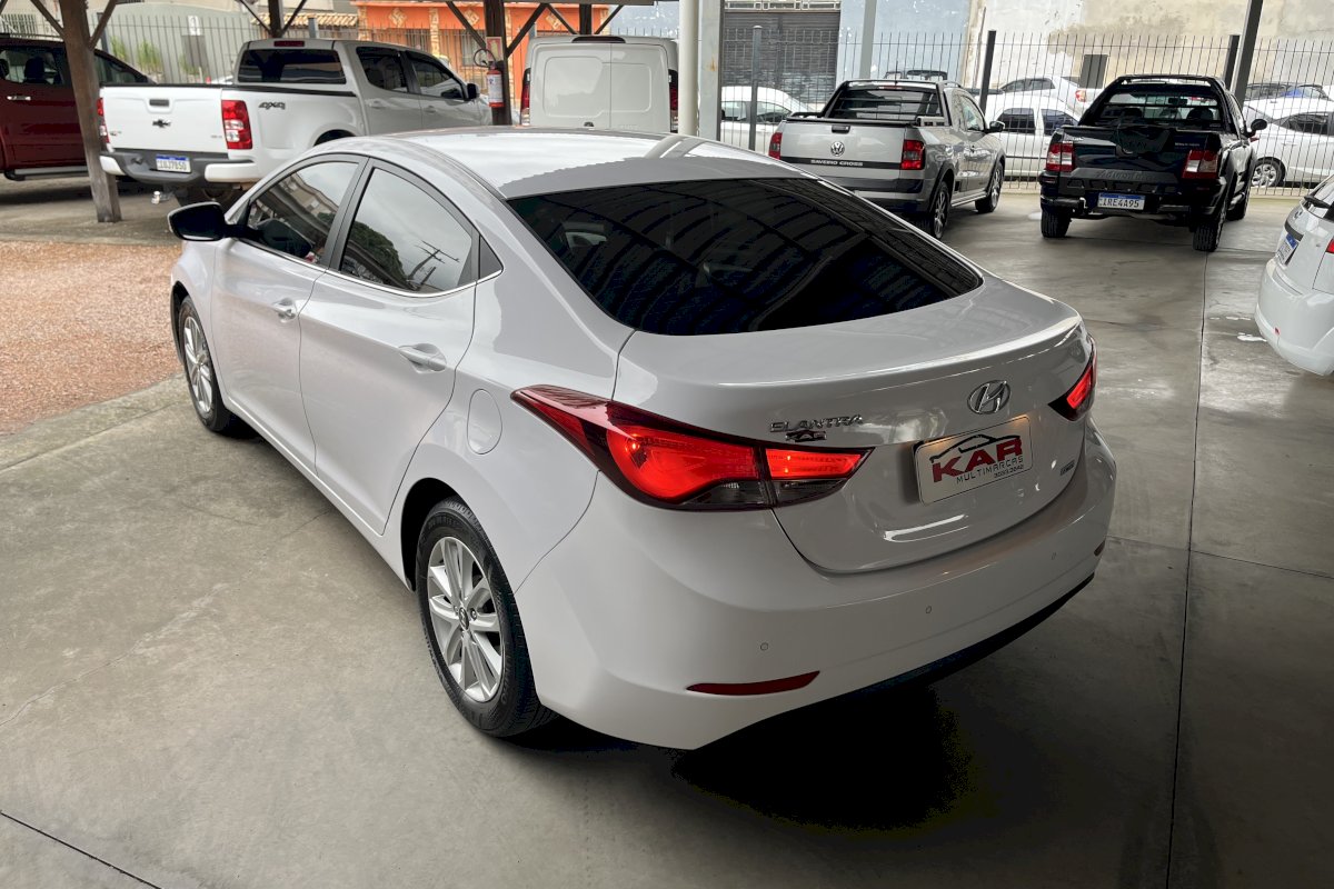 Elantra GLS
