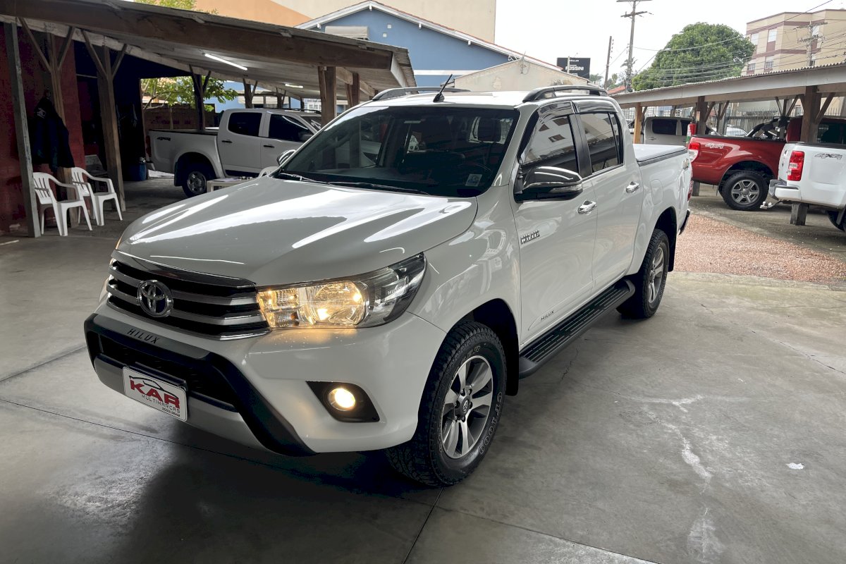 Hilux SRV
