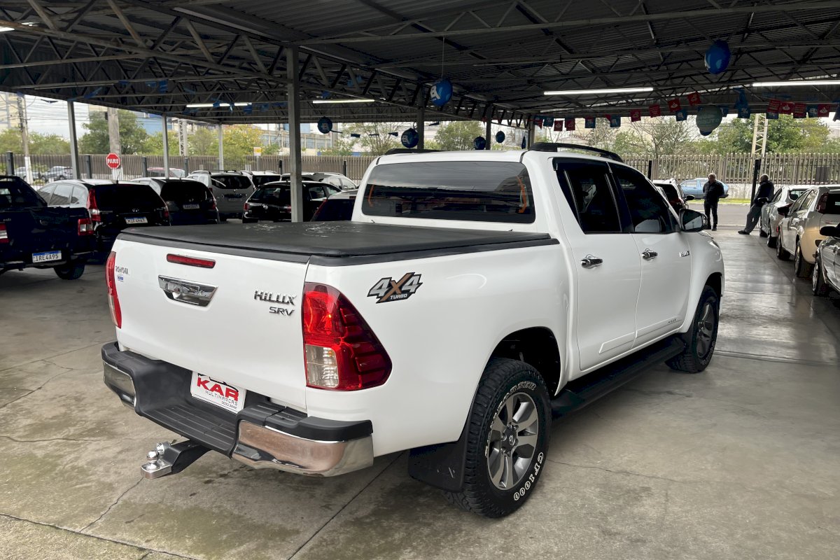 Hilux SRV