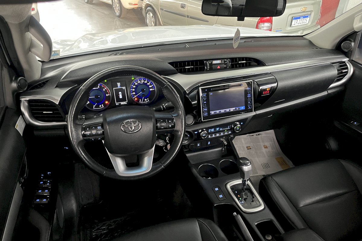 Hilux SRV