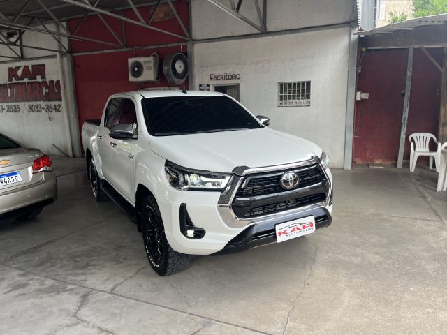 Hilux SRX