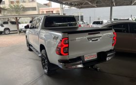 Hilux SRX